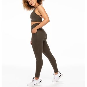Ethos All Day Leggings Olive